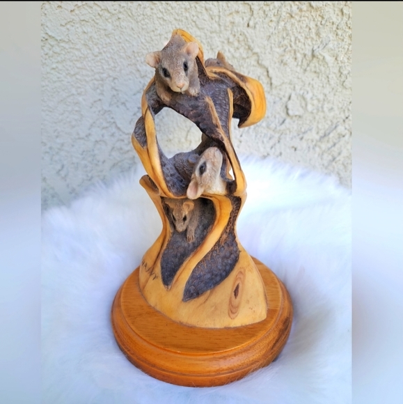 Mill Creek Studios 2000 Playhouse Mouse 7" Resin Signed By Desiree Hajny - Picture 3 of 7